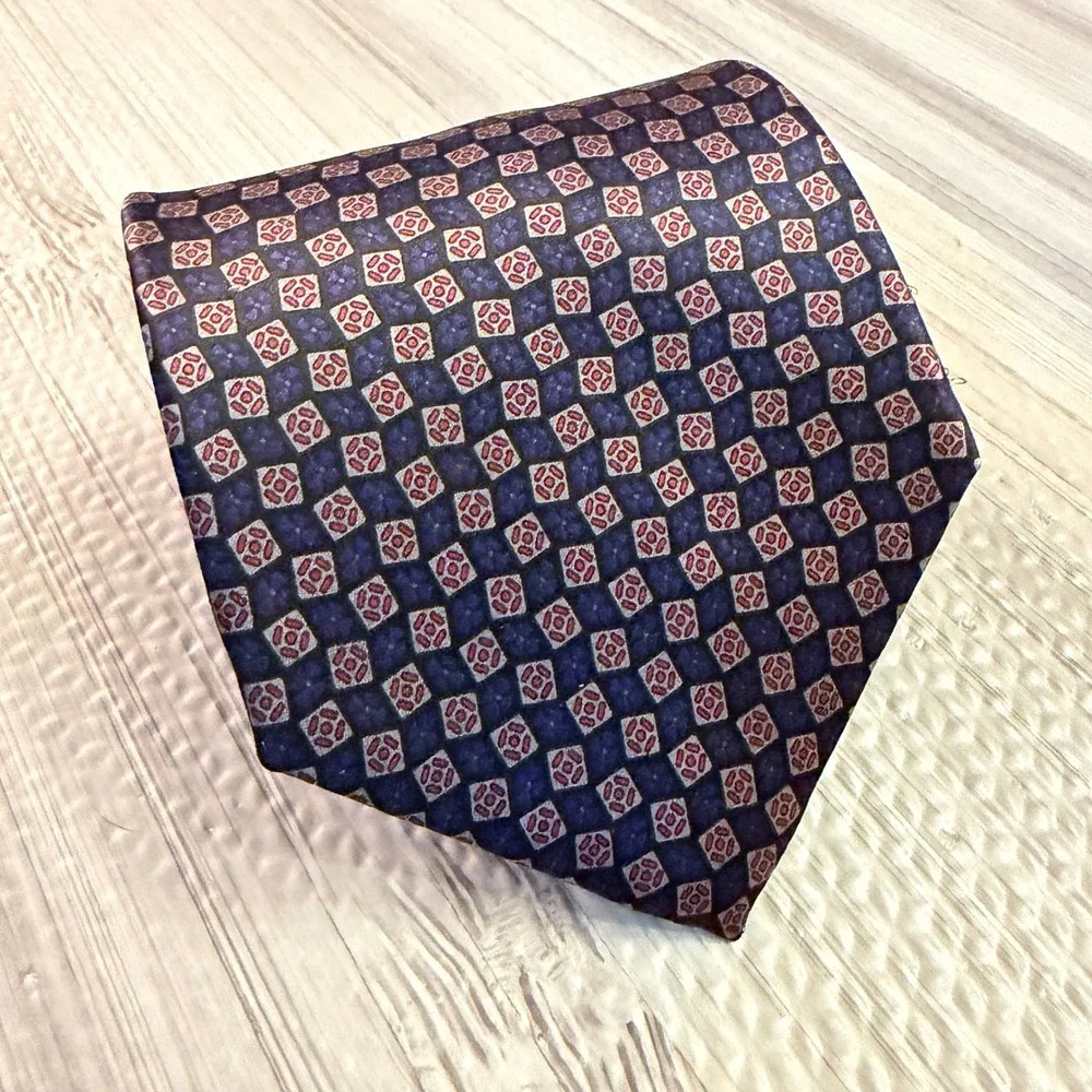 Bert Pulitzer 100% Silk Tie Burgundy Purple Grey Black Geometric Medallion USA